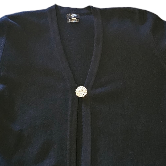 Chanel Vintage 100% Cashmere Rare Cardigan Sweater size L - Picture 6 of 16